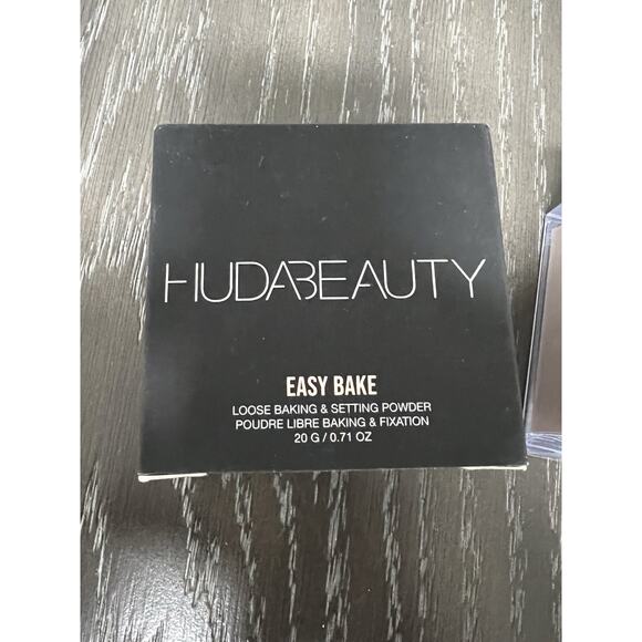 Huda Beauty Easy Bake Loose Baking & Setting Powder - PEACH PIE 20 g .71 oz New - Picture 3 of 15